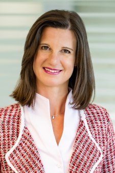 Mag. (FH) Verena Moser